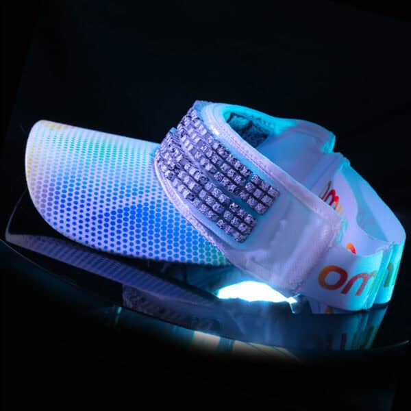 Omius Visor mit Kühlelementen